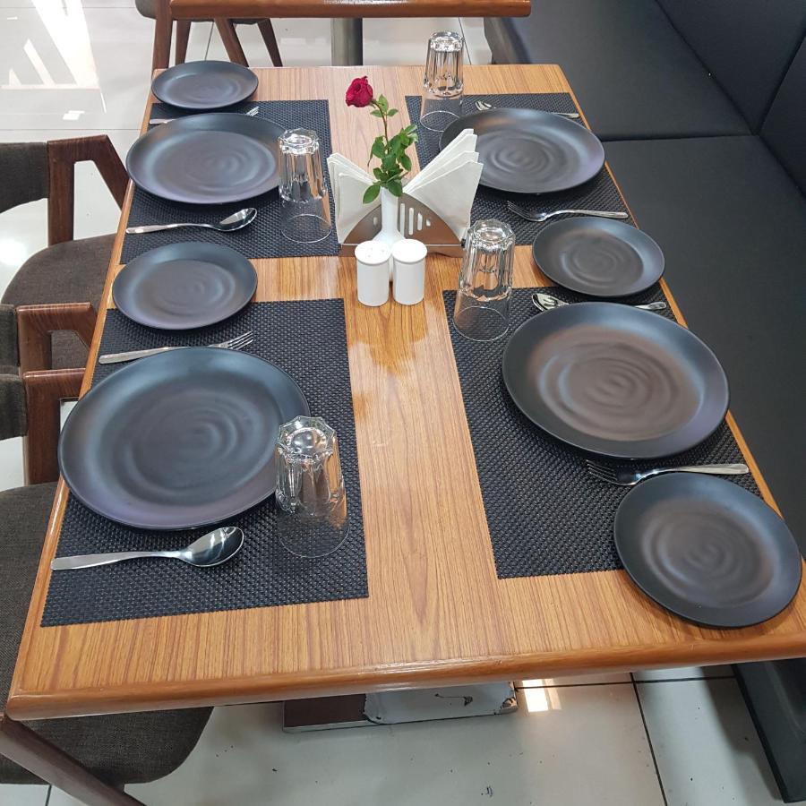 Hotel Wisdom Celebration Motihari 외부 사진