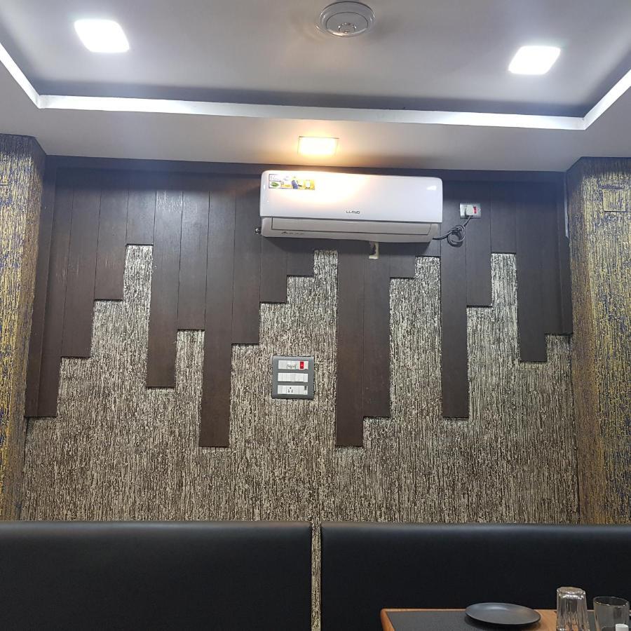 Hotel Wisdom Celebration Motihari 외부 사진